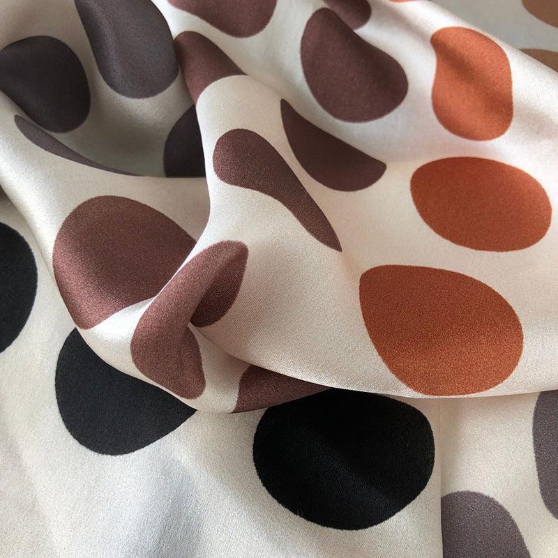 Karamell Polka Dots Schal aus 100 % Maulbeerseide/Kopftuch aus Seide/Haarschal aus Seide/Halstuch aus Seide/Muttertagsgeschenke/Taschenaccessoire/Geschenk für Sie