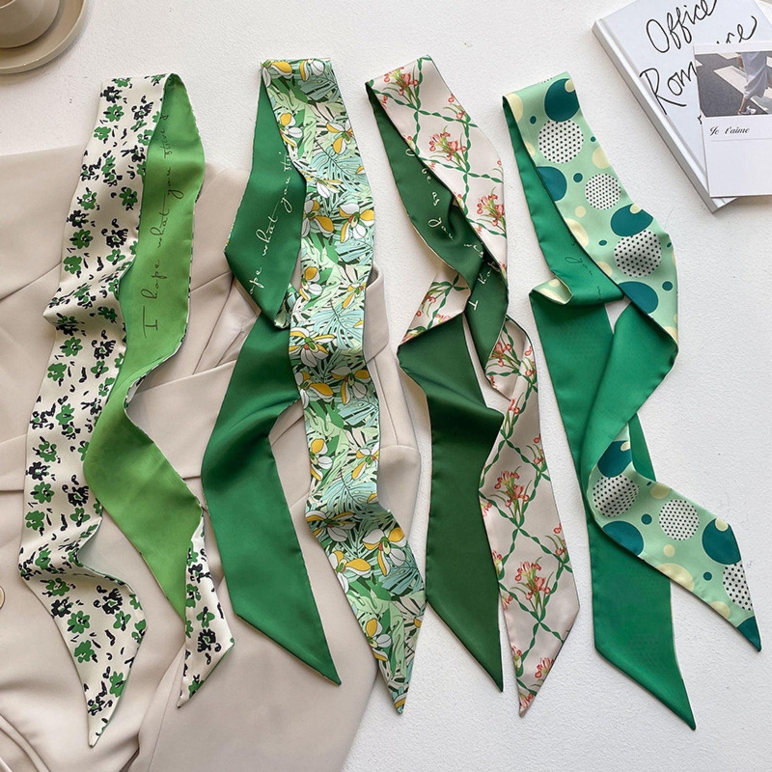 Frische grüne Scrunchies/2023 Frühling neues Haarband/Satin Haarschal/Haarschmuck/Taschenaccessoire/Geschenk für Sie