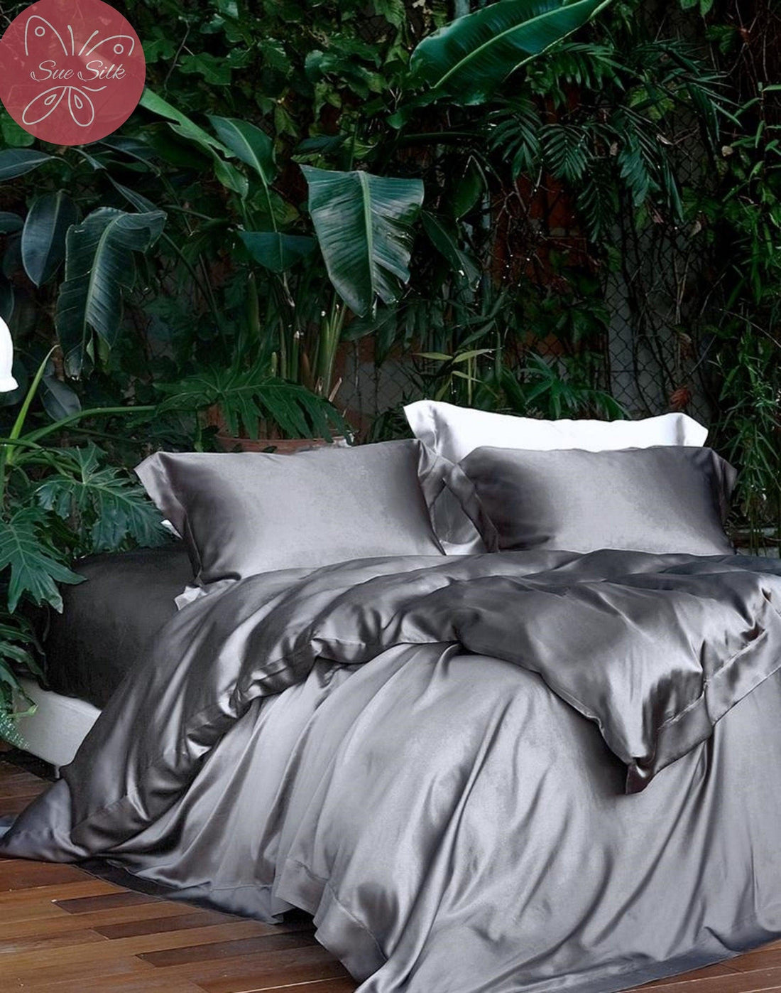 Sophisticated Minimalist Satin Bedding/Unique Encryption Weaving/Satin Bedding Set 4 Pic/Ideal Housewarming Gift for any Bed Size