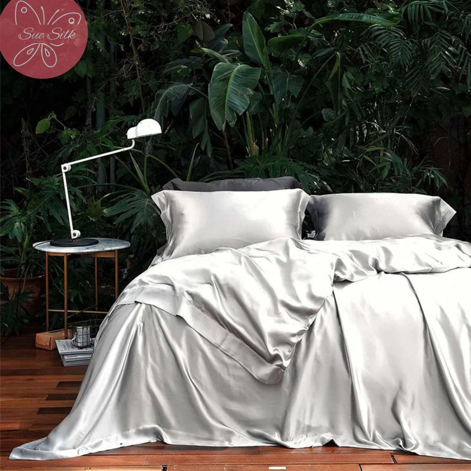 Sophisticated Minimalist Satin Bedding/Unique Encryption Weaving/Satin Bedding Set 4 Pic/Ideal Housewarming Gift for any Bed Size