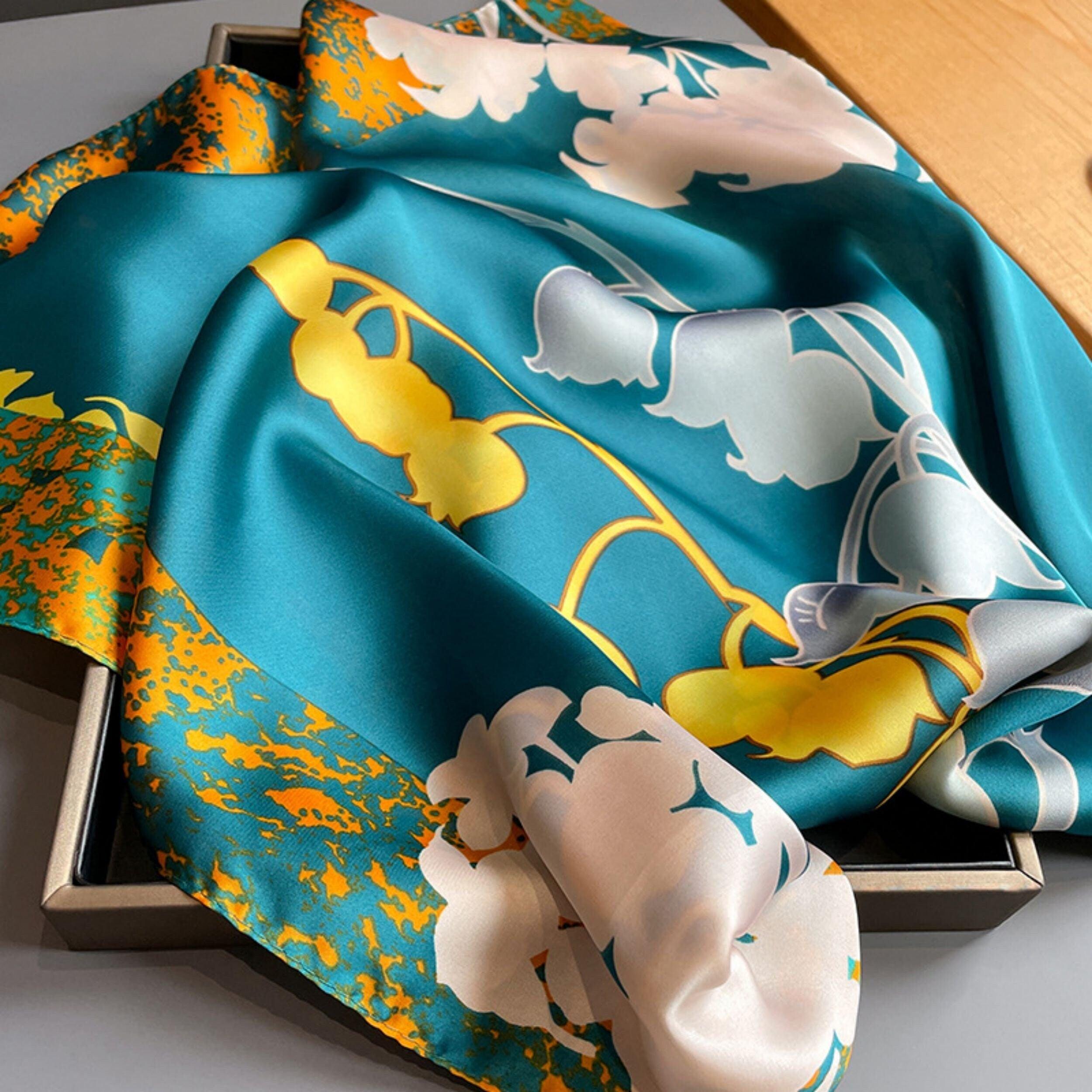 Floral print large scarf/| 90x90cm Bandana | Twill Satin Shawl | Perfect Gift for Her, Mother&