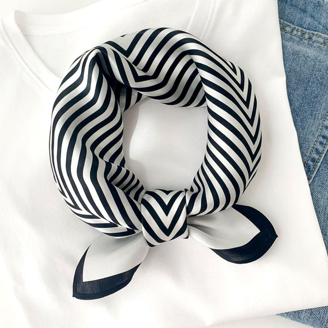 Black white Stripes 100% mulberry Silk Scarf/Silk head scarf/Silk hair scarf/Silk neck scarf/Mother&